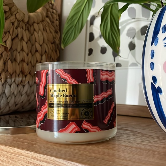 [ Bath & Body Works CANDIED MAPLE BACON 🥓 3 Wick Candle ] 14.5oz - Picture 2 of 5